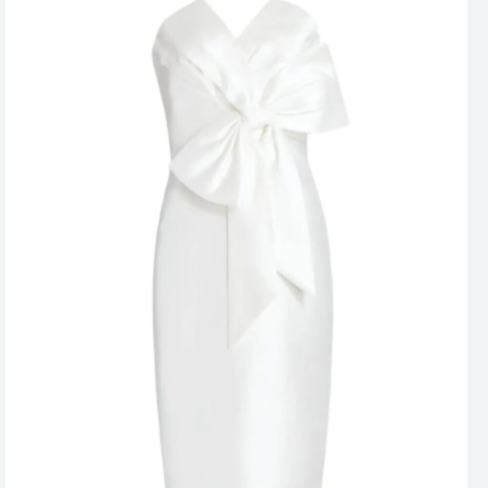 Badgley Mischka  Scupture Bow-Front Strapless Dress
